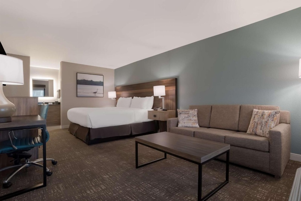 Best Western Flagship Inn